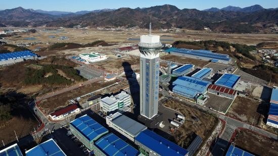거창군 민선 8기 공약사업 빨간불 허공에 멈춰선 “거창군 랜드마크 승강기 타워”